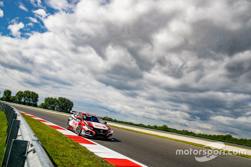 Attila Tassi, KCMG Honda Civic Type R TCR