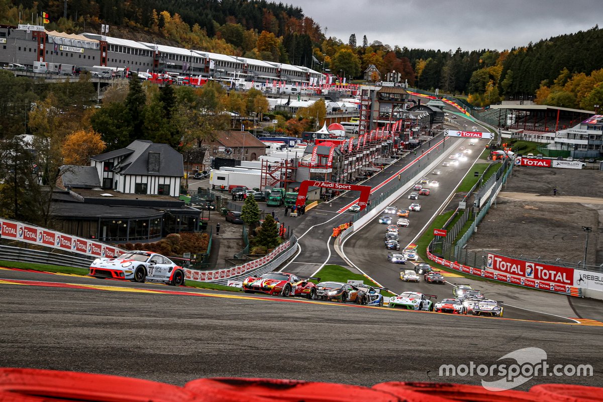 #40 GPX Racing Porsche 911 GT3-R: Romain Dumas, Louis Deletraz, Thomas Preining