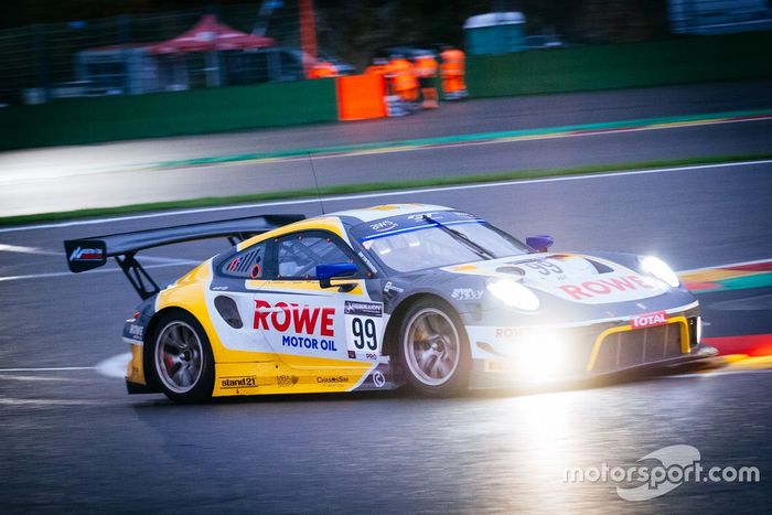 #99 ROWE Racing Porsche 911 GT3-R: Dirk Werner, Julien Andlauer, Klaus Bachler