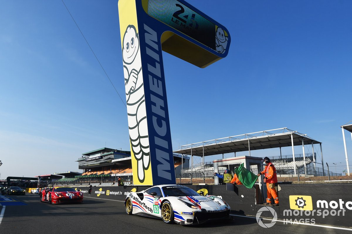 #63 Weathertech Racing Ferrari 488 GTE Evo: Cooper MacNeil, Toni Vilander, Jeff Segal