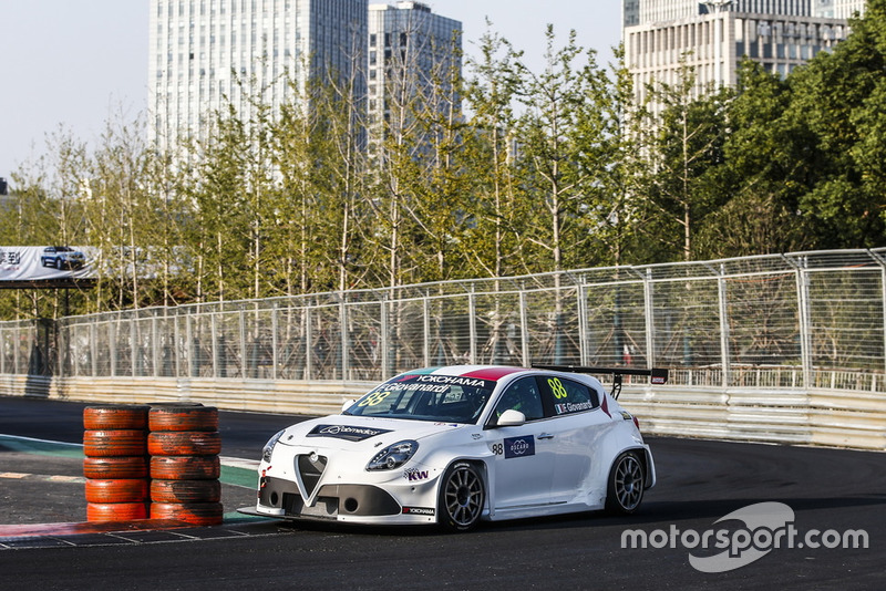 Fabrizio Giovanardi, Team Mulsanne Alfa Romeo Giulietta TCR