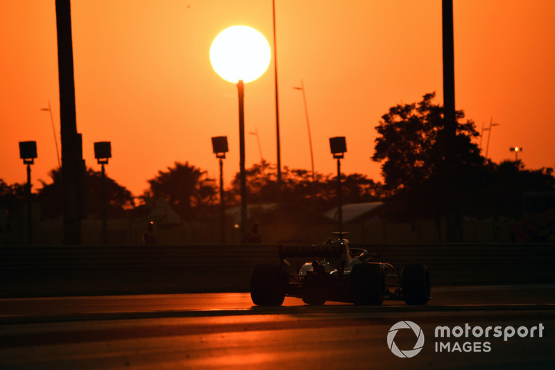 Carlos Sainz Jr., Renault Sport F1 Team R.S. 18
