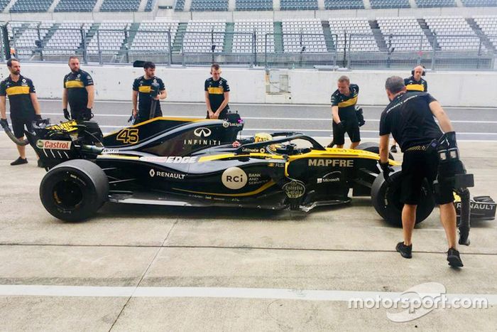 Artem Markelov, Renault Sport F1 Team R.S. 18