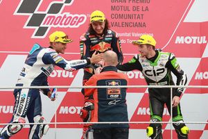 Podyum: Yarış galibi Can Öncü, Red Bull KTM Ajo, 2. Jorge Martin, Del Conca Gresini Racing, 3.John McPhee, CIP Green Power, Aki Ajo, Ajo Motorsport Team Principal