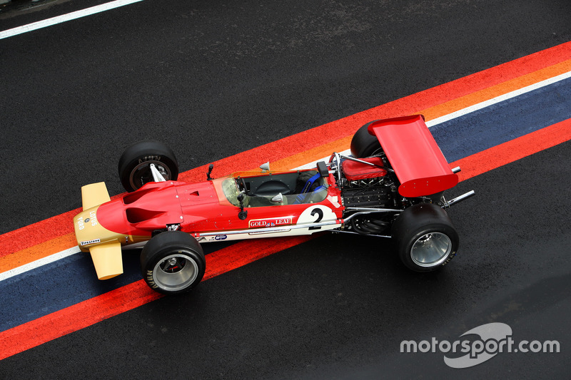 Lotus 49B