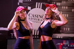 Le ragazze della premiazione al