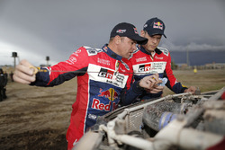 #302 Toyota Gazoo Racing Toyota: Giniel de Villiers, Dirk von Zitzewitz
