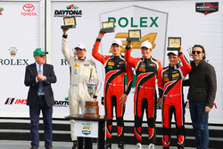 Podium PC: first place James French, Kyle Mason, Patricio O'Ward, Nicholas Boulle, Performance Tech Motorsports