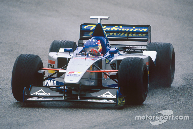 Фернандо Алонсо, Minardi M01