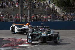 Adam Carroll, Jaguar Racing; Jérôme d'Ambrosio, Dragon Racing