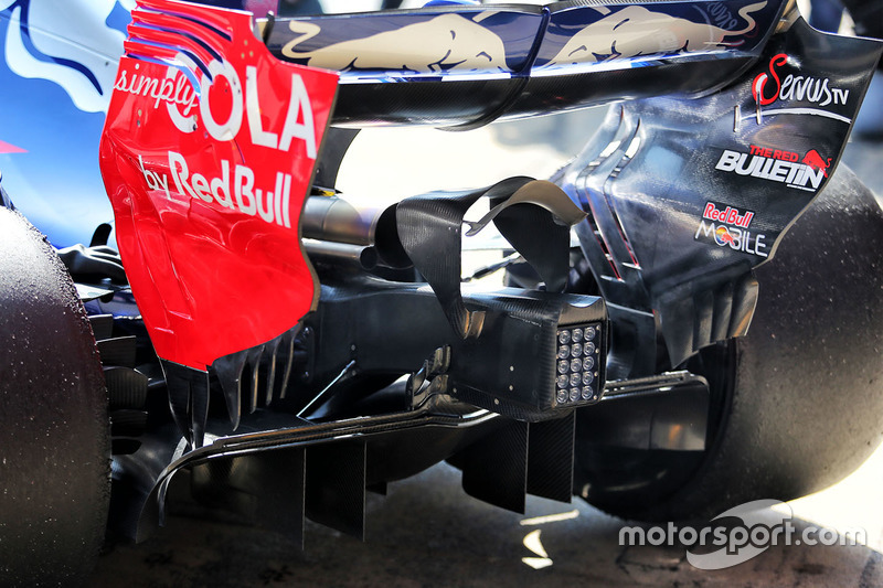 Détails du diffuseur de la Scuderia Toro Rosso STR12