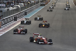 Kimi Raikkonen, Ferrari SF16-H, Sebastian Vettel, Ferrari SF16-H