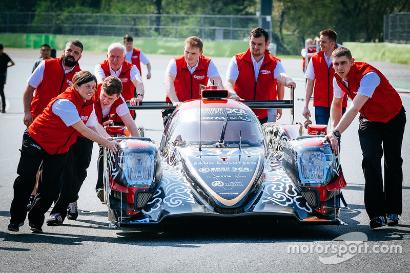 #37 DC Racing Oreca 07 Gibson: David Cheng, Alex Brundle, Tristan Gommendy