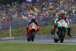 Sam Lowes, Aprilia Racing Team Gresini, Bradley Smith, Red Bull KTM Factory Racing