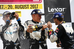 Podio: Winners Ott Tänak, Martin Järveoja, Ford Fiesta WRC, M-Sport