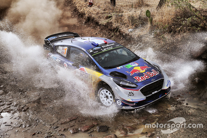 Ende 2016 dann der Schock: Aufgrund des Dieselskandals zieht Volkswagen bei seinem WRC-Programm den Stecker. Ogier steht plötzlich ohne Cockpit da. Obwohl er auch Angebote von Toyota und Citroen erhält, entscheidet er sich für einen Wechsel zum privaten Ford-Team M-Sport von Malcolm Wilson.
