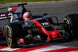 Kevin Magnussen, Haas VF-17