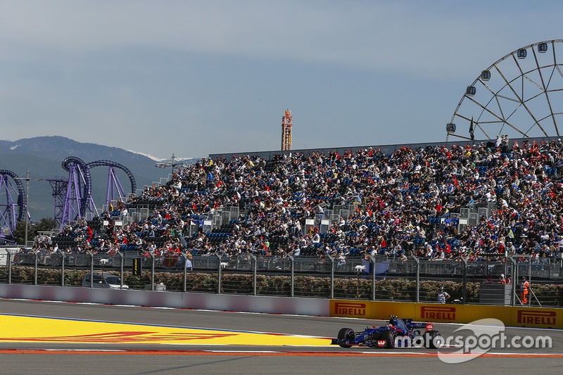 Carlos Sainz Jr., Scuderia Toro Rosso STR12
