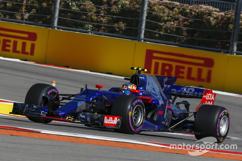 10. Carlos Sainz Jr., Scuderia Toro Rosso STR12