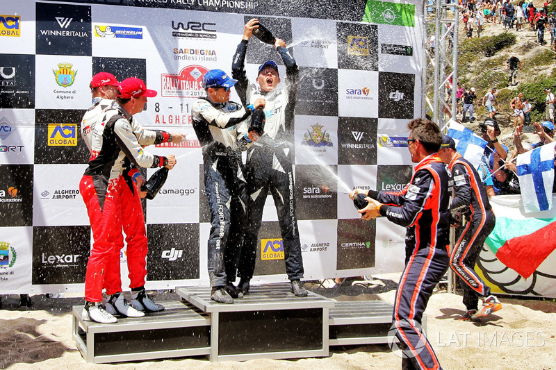 Podium: second place Jari-Matti Latvala, Miikka Anttila, Toyota Yaris WRC, Toyota Racing, Winners Ott Tänak, Martin Järveoja, M-Sport, Ford Fiesta WRC, third place Thierry Neuville, Nicolas Gilsoul, Hyundai Motorsport, Hyundai i20 Coupe WRC