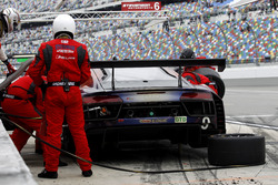 Arrêt aux stands pour la #9 Stevenson Motorsports Audi R8 LMS GT3 : Boris Said, Kenny Habul, Tristan Vautier, Dion von Moltke