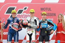 Podium : le vainqueur Francesco Bagnaia, Aspar Team Mahindra, le deuxième, Fabio Di Giannantonio, Gresini Racing Team Moto3, le troisième, Andrea Migno, Sky Racing Team VR46