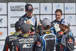 Sébastien Ogier, Julien Ingrassia, Volkswagen Motorsport; Thierry Neuville, Nicolas Gilsoul, Hyund