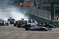 Felipe Massa, Williams FW38 at the start of the race