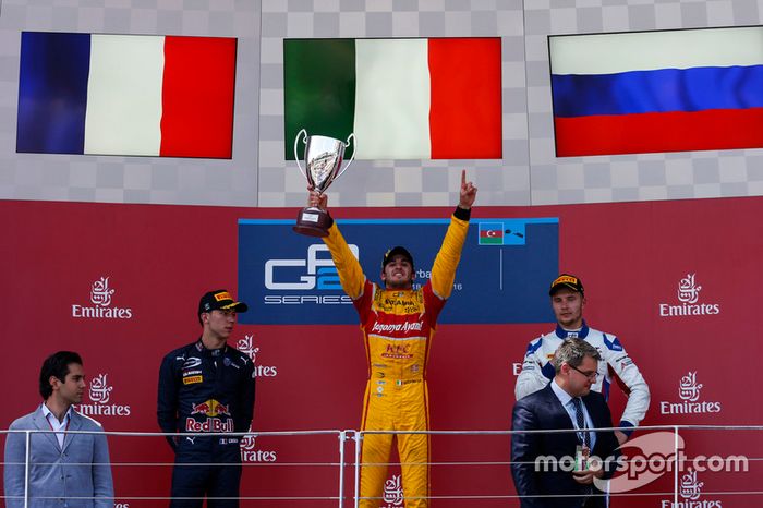 Podio: ganador de la carrera Antonio Giovinazzi, PREMA Racing, segundo lugar Pierre Gasly, PREMA Racing & tercer lugar Sergey Sirotkin, ART Grand Prix