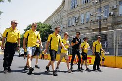 Kevin Magnussen, Renault Sport F1 Team and Esteban Ocon, Renault Sport F1 Team Test Driver walk the circuit with the team