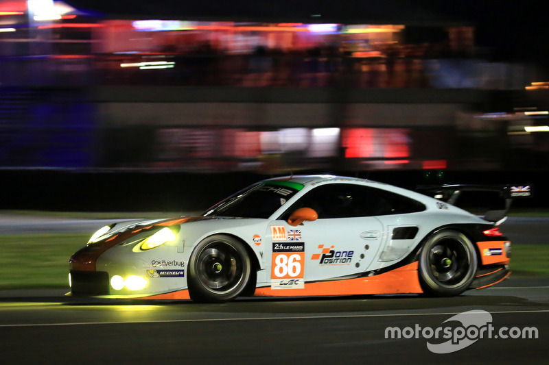 58: #86 Gulf Racing Porsche 911 RSR: Michael Wainwright, Adam Carroll, Ben Barker