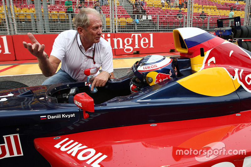 Dr. Helmut Marco, Red Bull Racing con Carlos Sainz Jr.