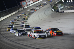 Carl Edwards, Joe Gibbs Racing Toyota, Martin Truex Jr., Furniture Row Racing Toyota