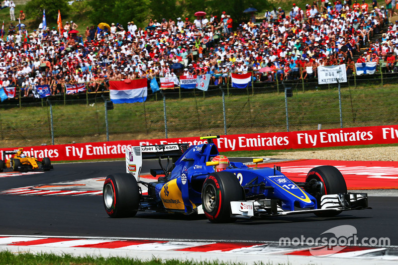 E não foi desta vez que Felipe Nasr pontuou na temporada 2016. O brasileiro cruzou a linha de chegada na 17ª posição.