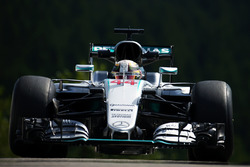 Lewis Hamilton, Mercedes AMG F1 W07 Hybrid