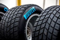 Des pneus Pirelli