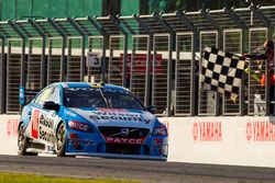 Scott McLaughlin, Garry Rogers Motorsport Volvo