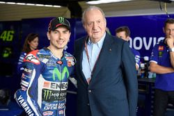 El ex rey de España Juan Carlos, con Jorge Lorenzo, Yamaha Factory Racing