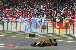 Kevin Magnussen, Renault Sport F1 Team RS16