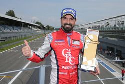 Marco Cassarà vittorioso in Gara 1 a Monza nella Michelin Cup