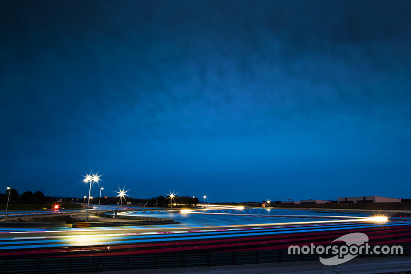 Atmosphäre in der Nacht