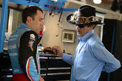Aric Almirola, Richard Petty Motorsports, Ford und Richard Petty