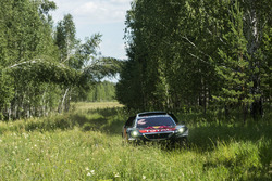 #102 Peugeot: Sébastien Loeb, Daniel Elena