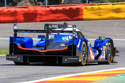 #36 Signatech Alpine A460: Gustavo Menezes, Nicolas Lapierre, Stéphane Richelmi