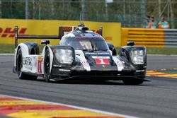 #1 Porsche Team Porsche 919 Hybrid: Timo Bernhard, Mark Webber, Brendon Hartley