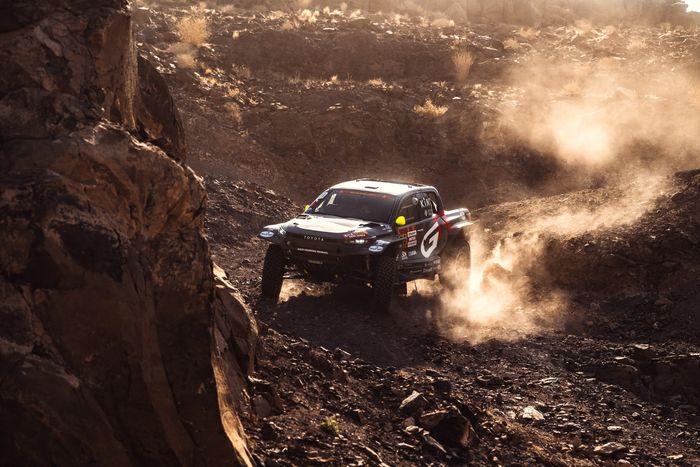 #218 Toyota Gazoo Racing Toyota: Guy Botterill, Oriol Mena