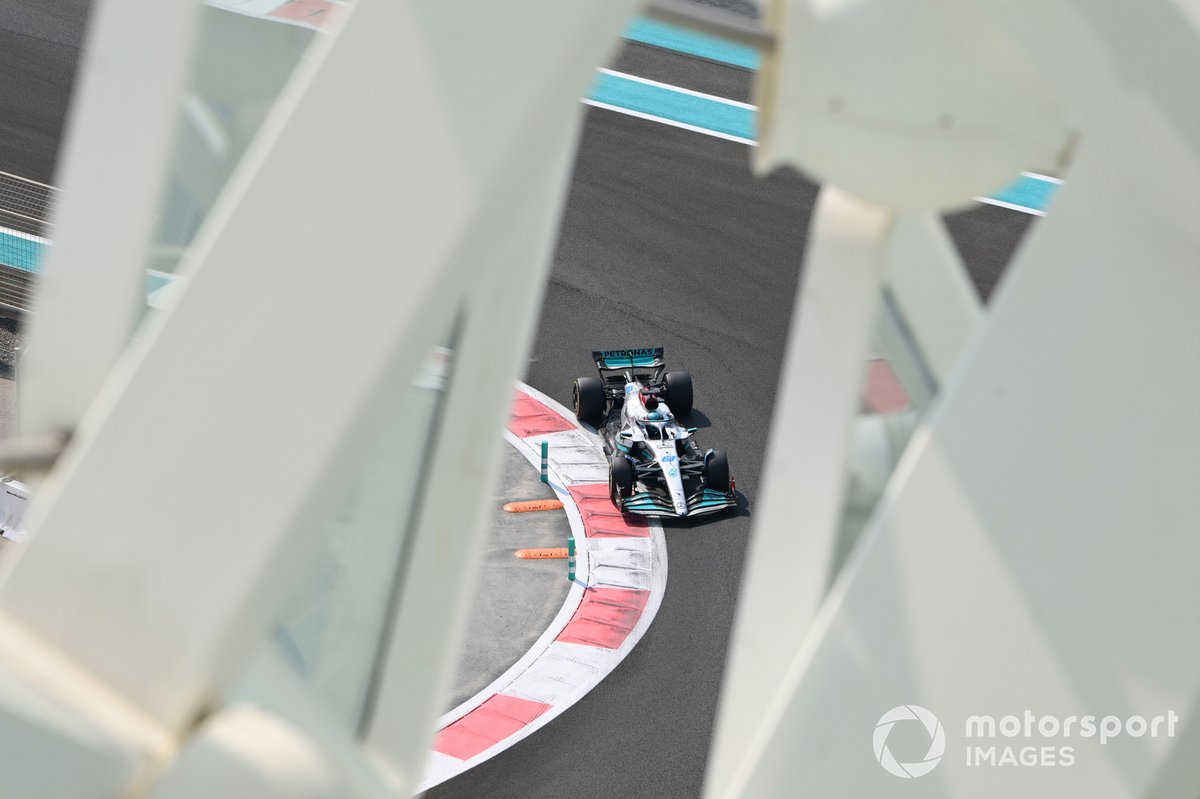 George Russell, Mercedes W13