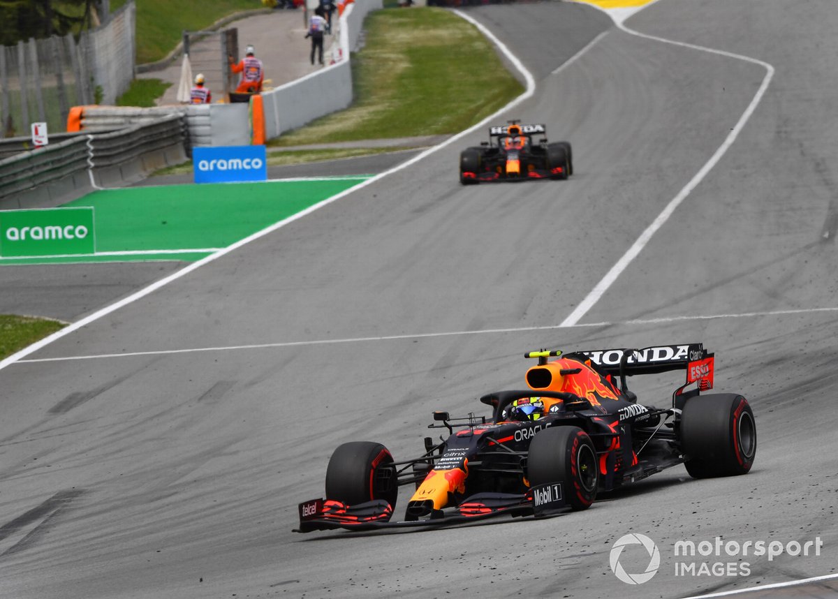 Sergio Perez, Red Bull Racing RB16B, Max Verstappen, Red Bull Racing RB16B