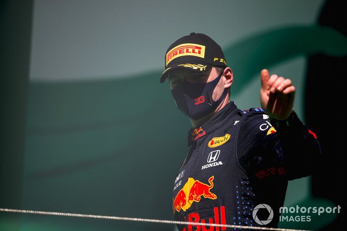 Podio: segundo lugar Max Verstappen, Red Bull Racing