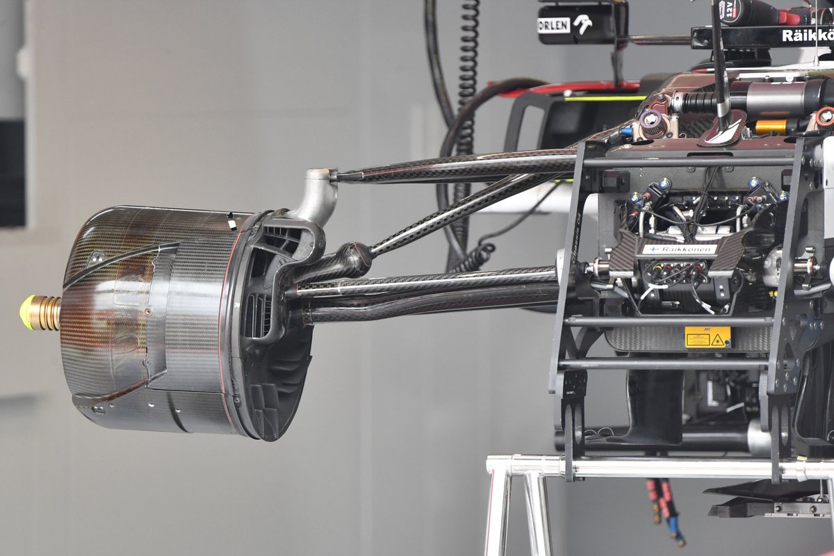 Alfa Romeo Racing C41 front brake duct detail